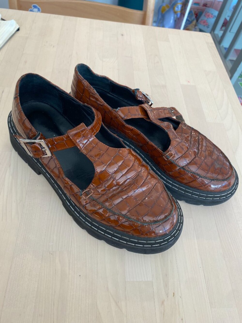 Maguire Shoes- Neiva Brown Mary Jane size 40 - Picture 7 of 11